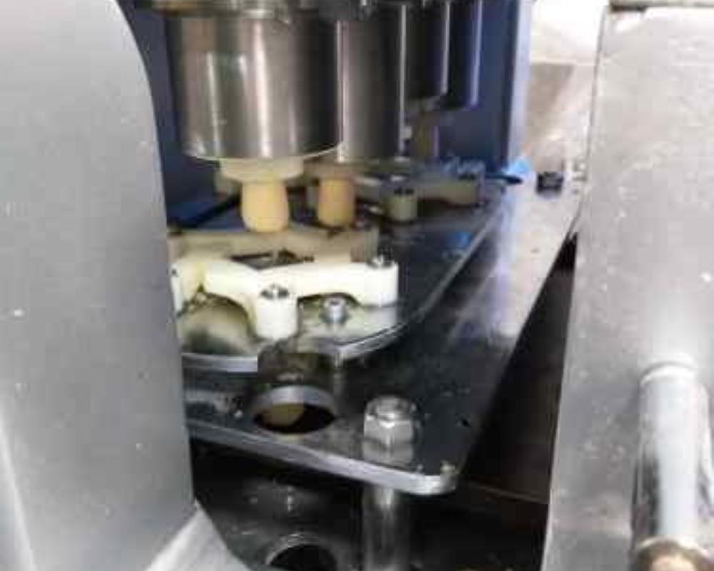 دستگاه کلوچه زن